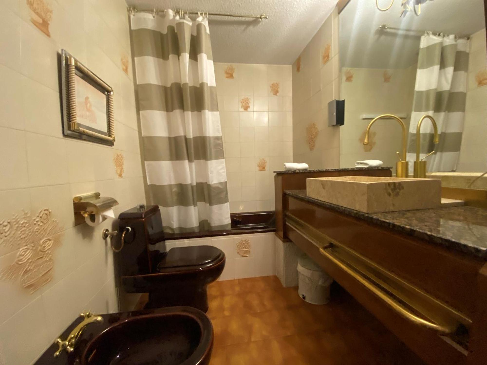 Apartamentos Maria Luisa Burgo Exteriör bild